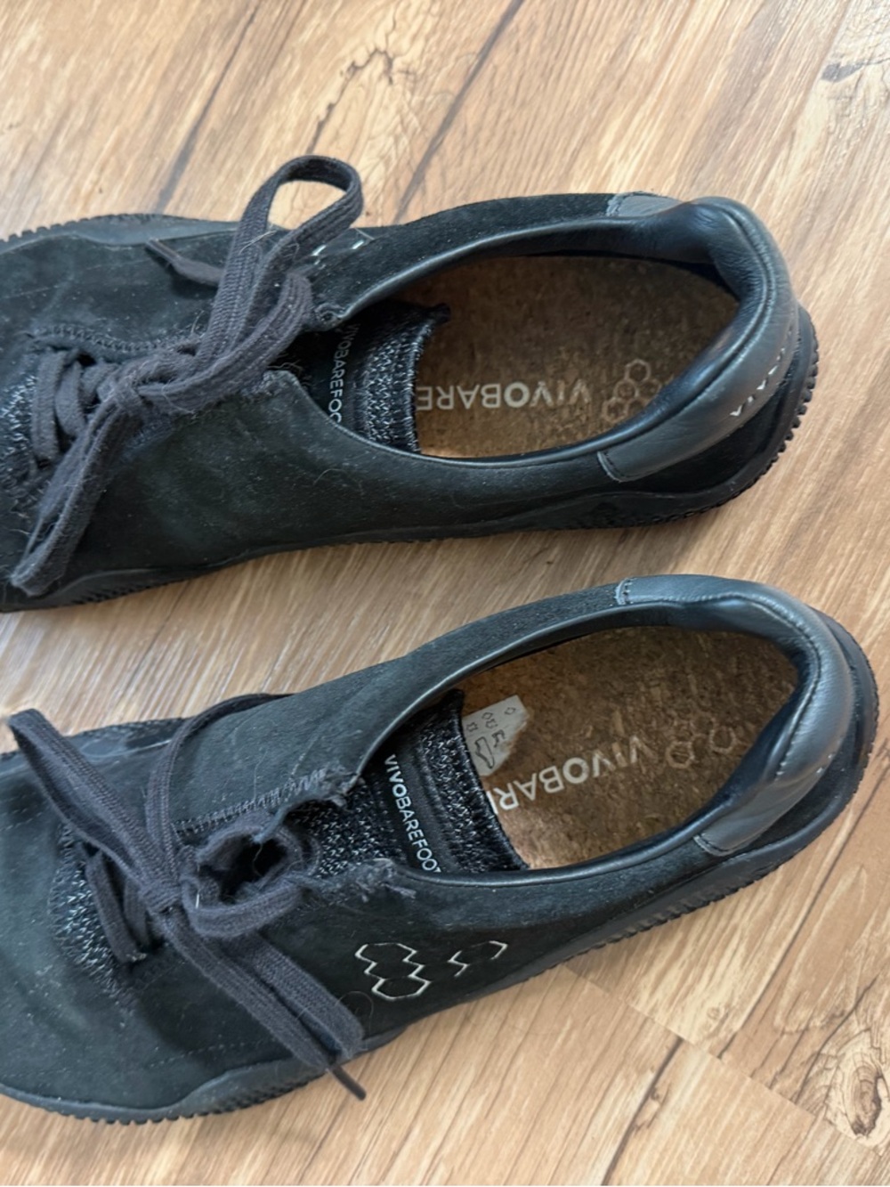 Vivo barefoot- Motus studio sneaker leather. - Picture 9 of 12